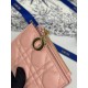 Cloni Portafoglio Dior Caro Dahlia in morbida pelle di vitello cannage Rosa firmate