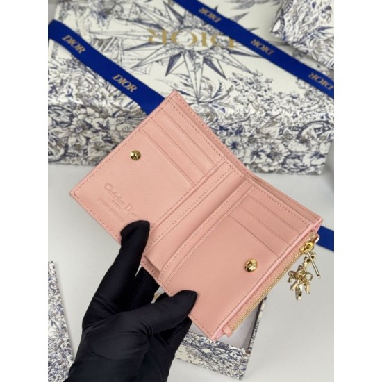 Cloni Portafoglio Dior Caro Dahlia in morbida pelle di vitello cannage Rosa firmate
