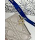 Replica di lusso Borse Portacarte Lady Dior con patta e l'iconica impuntura Cannage Grigio Imitazioni Replica Borse Portacarte Lady Dior con patta e l'iconica impuntura Cannage Grigio firmate