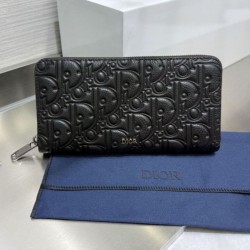 Replica di lusso Pari imitazione Portafoglio lungo con cerniera Dior Dior Gravity nero Imitazioni Cloni Pari replica imitazione Portafoglio lungo con cerniera Dior Dior Gravity nero firmate
