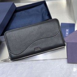 Cloni Pari replica Portafoglio lungo Dior Saddle con cerniera pelle di vitello martellata nera firmate