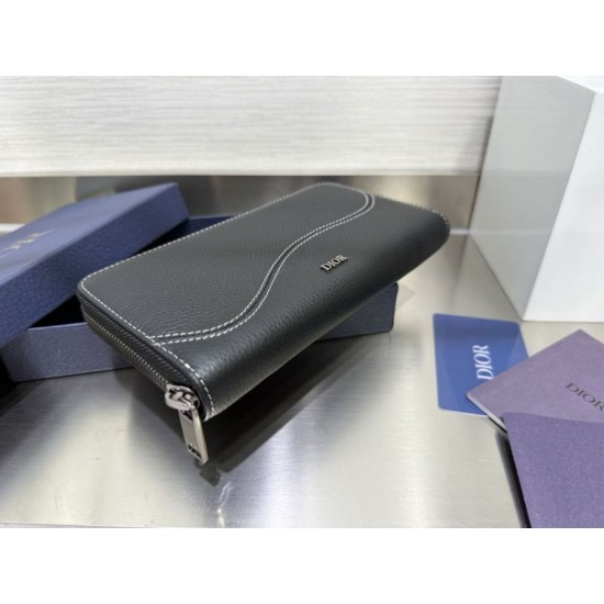 Replica di lusso Pari Portafoglio lungo Dior Saddle con cerniera pelle di vitello martellata nera Imitazioni Cloni Pari replica Portafoglio lungo Dior Saddle con cerniera pelle di vitello martellata nera firmate