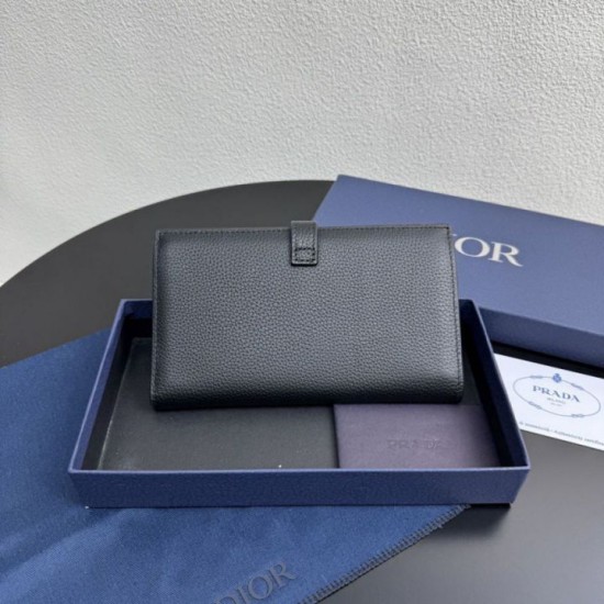 Replica di lusso Borse Dettagli perfetti Portafoglio lungo Dior Normandie Bifold nero Imitazioni Replica Borse Dettagli perfetti Portafoglio lungo Dior Normandie Bifold nero firmate
