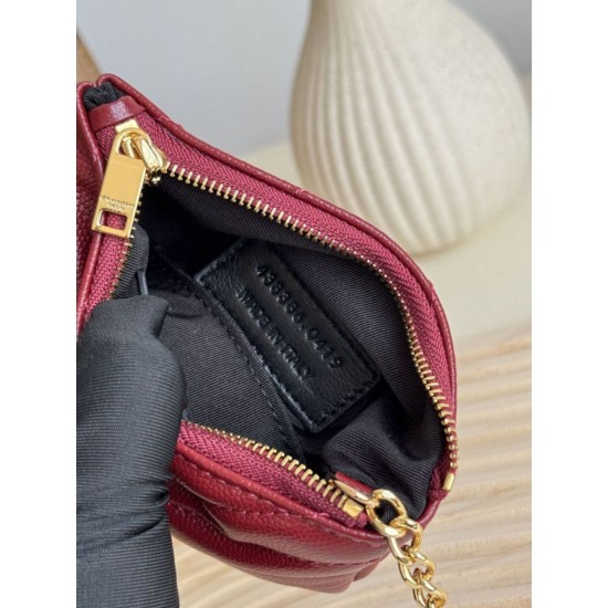 Replica di lusso Porta carte con cerniera YSL Saint Laurent Cassandre Matelassé Fragments Rosso Imitazioni Cloni Porta carte con cerniera YSL Saint Laurent Cassandre Matelassé Fragments Rosso firmate