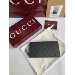 Portafoglio Gucci con cerniera interna GG 856562 Nero