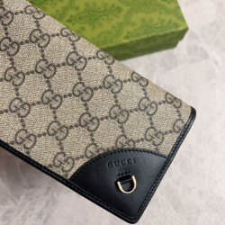 Replica di lusso Borse Portafoglio continentale Gucci con emblema GG 821802 Nero Imitazioni Replica Borse Portafoglio continentale Gucci con emblema GG 821802 Nero firmate