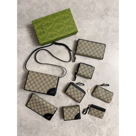 Replica di lusso Borse Portafoglio continentale Gucci con emblema GG 821802 Nero Imitazioni Replica Borse Portafoglio continentale Gucci con emblema GG 821802 Nero firmate