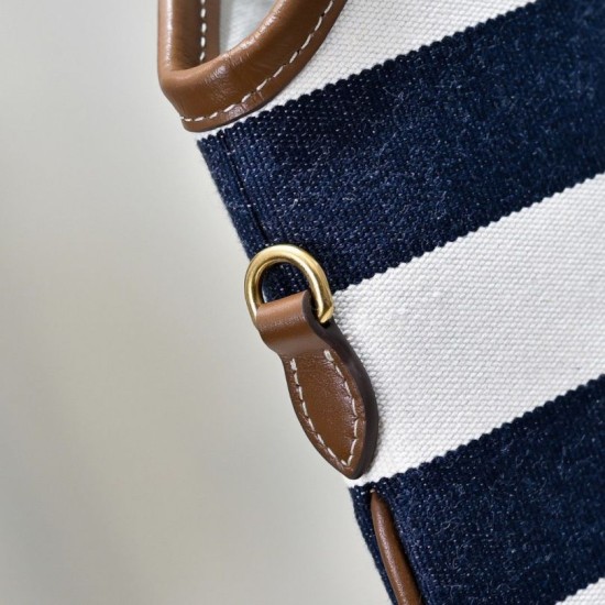 Replica di lusso Imitazioni borse griffate tote tela Ivy di Miu Miu 5BG231 blu navy con righe bianche Imitazioni Cloni Imitazioni borse griffate tote tela Ivy di Miu Miu 5BG231 blu navy con righe bianche firmate