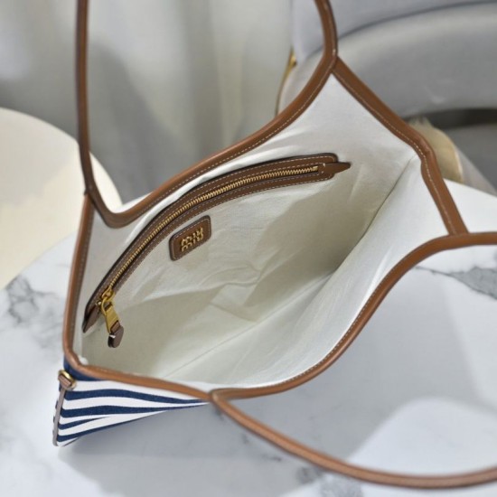 Replica di lusso Imitazioni borse griffate tote tela Ivy di Miu Miu 5BG231 blu navy con righe bianche Imitazioni Cloni Imitazioni borse griffate tote tela Ivy di Miu Miu 5BG231 blu navy con righe bianche firmate