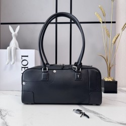 Cloni Borsa a tracolla Loewe Amazona 31 pelle nabuk granulata Nero  firmate