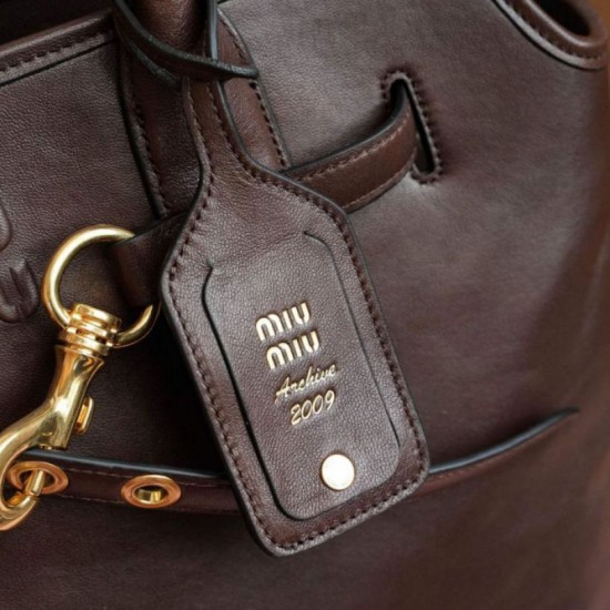 Replica di lusso Borsa tote Miu Miu Adventure nappa marrone Imitazioni Cloni Borsa tote Miu Miu Adventure nappa marrone firmate