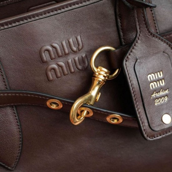 Replica di lusso Borsa tote Miu Miu Adventure nappa marrone Imitazioni Cloni Borsa tote Miu Miu Adventure nappa marrone firmate