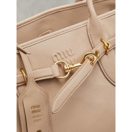 Replica di lusso Imitazioni borse griffate Tote Miumiu Adventure Nappa 5BG310 Crema Imitazioni Cloni Imitazioni borse griffate Tote Miumiu Adventure Nappa 5BG310 Crema firmate