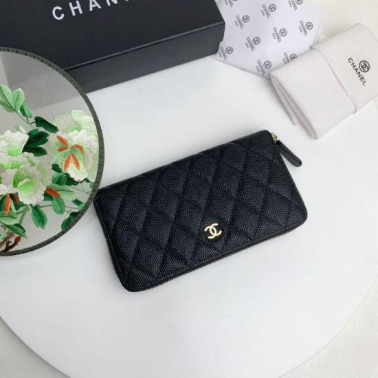 Cloni Portafoglio grande Chanel Caviar trapuntato con soffietto e cerniera nero  firmate