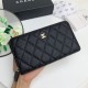 Cloni Portafoglio grande Chanel Caviar trapuntato con soffietto e cerniera nero  firmate