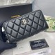 Replica di lusso Pari Portafoglio lungo Chanel trapuntato con logo CC e cerniera Imitazioni Cloni Pari replica Portafoglio lungo Chanel trapuntato con logo CC e cerniera firmate