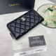 Replica di lusso Pari Portafoglio lungo Chanel trapuntato con logo CC e cerniera Imitazioni Cloni Pari replica Portafoglio lungo Chanel trapuntato con logo CC e cerniera firmate