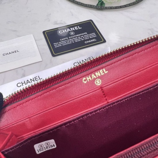 Replica Borse Dettagli perfetti Portafoglio Chanel con cerniera pelle trapuntata rosso caviale firmate