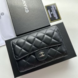 Cloni Pari replica Portafoglio Chanel Timeless/Classique in pelle trapuntata nera firmate