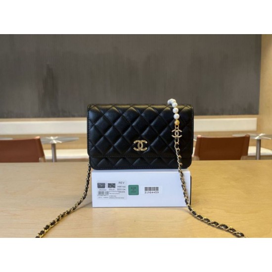 Replica di lusso Portafoglio Chanel trapuntato in caviale perlato con catena Woc Nero Imitazioni Cloni Portafoglio Chanel trapuntato in caviale perlato con catena Woc Nero firmate
