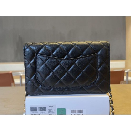 Replica di lusso Portafoglio Chanel trapuntato in caviale perlato con catena Woc Nero Imitazioni Cloni Portafoglio Chanel trapuntato in caviale perlato con catena Woc Nero firmate