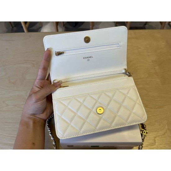 Replica di lusso Borse Portafoglio Chanel trapuntato in caviale perlato con catena Woc Bianco Imitazioni Replica Borse Portafoglio Chanel trapuntato in caviale perlato con catena Woc Bianco firmate