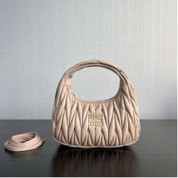 Borsa hobo mini/piccolo Miu Miu Wander Matelasse Beige
