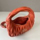 Cloni Borsa hobo mini/piccolo Miu Miu Wander Matelasse Arancia firmate
