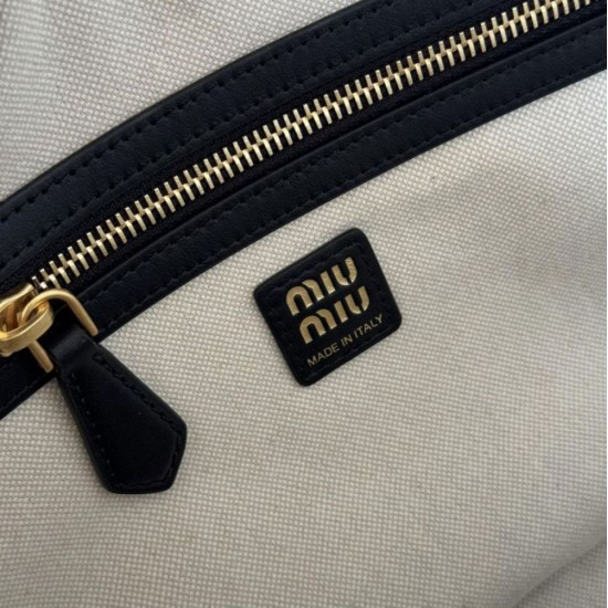 Replica di lusso Borse a tracolla Miu Miu Pocket con manico superiore Nero Imitazioni Cloni Borse a tracolla Miu Miu Pocket con manico superiore Nero firmate