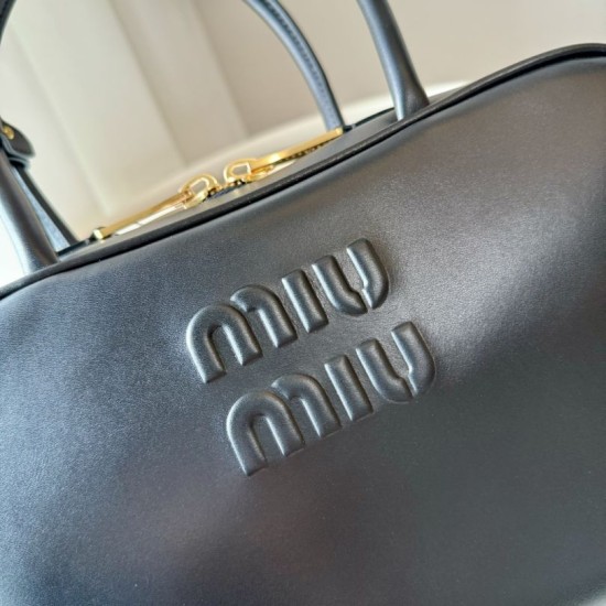 Replica di lusso Borse Imitazioni a mano Miu Miu Beau 5BB172 Nero Imitazioni Cloni Borse Imitazioni a mano Miu Miu Beau 5BB172 Nero firmate