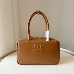 Borsa a mano Miu Miu Beau 5BB172 Marrone