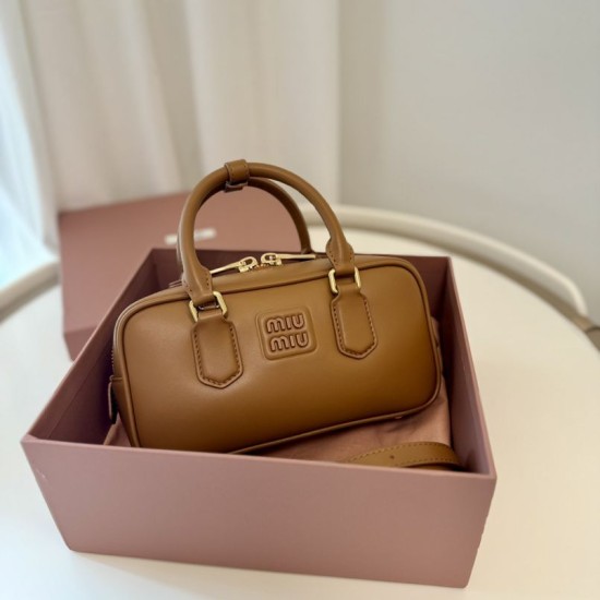 Replica di lusso Borse Imitazioni a mano Miu Miu Arcadie 5BB142 Marrone Imitazioni Cloni Borse Imitazioni a mano Miu Miu Arcadie 5BB142 Marrone firmate