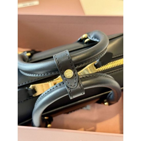 Replica di lusso Borse Alta Qualità a mano Miu Miu Arcadie 5BB142 Nero Imitazioni Cloni Borse Replica Alta Qualità a mano Miu Miu Arcadie 5BB142 Nero firmate