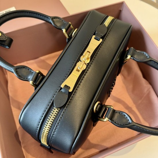 Replica di lusso Borse Alta Qualità a mano Miu Miu Arcadie 5BB142 Nero Imitazioni Cloni Borse Replica Alta Qualità a mano Miu Miu Arcadie 5BB142 Nero firmate