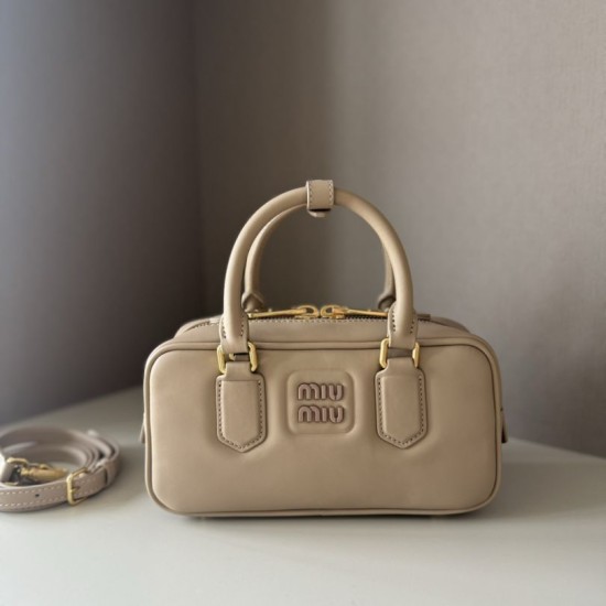 Replica di lusso Borse Firmate a mano Miu Miu Arcadie 5BB142 Beige Imitazioni Cloni Borse Firmate Replica a mano Miu Miu Arcadie 5BB142 Beige firmate