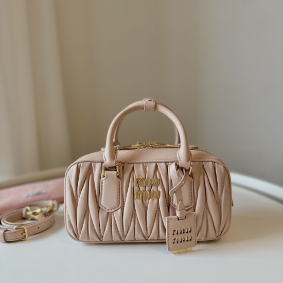 Replica di lusso Borsa a mano Miu Miu Arcadie Matelassé Nappa 5BB142 marrone Imitazioni Cloni Borsa a mano Miu Miu Arcadie Matelassé Nappa 5BB142 marrone firmate