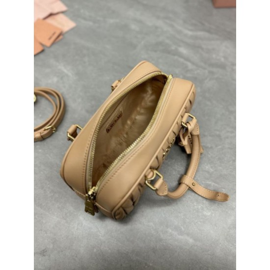 Replica di lusso Borsa a mano Miu Miu Arcadie Matelassé Nappa 5BB142 marrone Imitazioni Cloni Borsa a mano Miu Miu Arcadie Matelassé Nappa 5BB142 marrone firmate