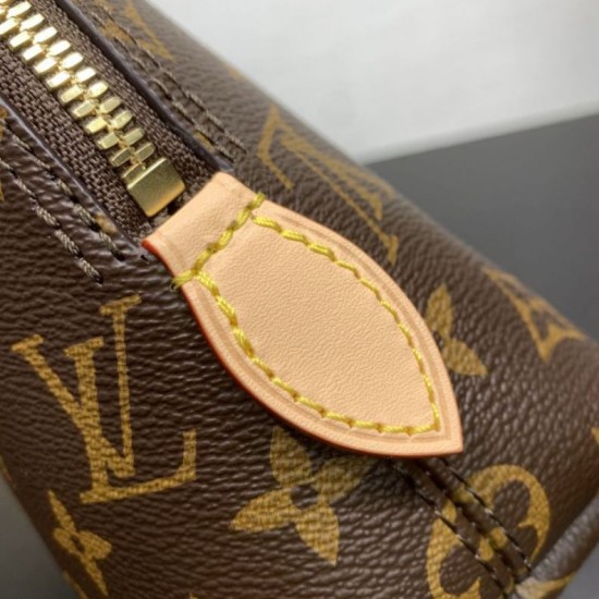 Cloni Borsa LV Squire PM Monogram M28951 firmate