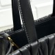 Replica di lusso Borsa tote Miu Miu in pelle nappa trapuntata nera Imitazioni Cloni Borsa tote Miu Miu in pelle nappa trapuntata nera firmate