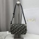 Replica di lusso Pochette Borse Dior Bow Dior jacquard Oblique con motivo blu Imitazioni Cloni Pochette Borse Dior Bow Dior jacquard Oblique con motivo blu firmate
