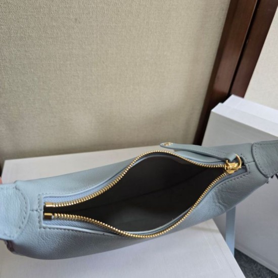 Replica di lusso Borsa a tracolla Celine Lulu per adolescenti Blu Imitazioni Cloni Borsa a tracolla Celine Lulu per adolescenti Blu firmate