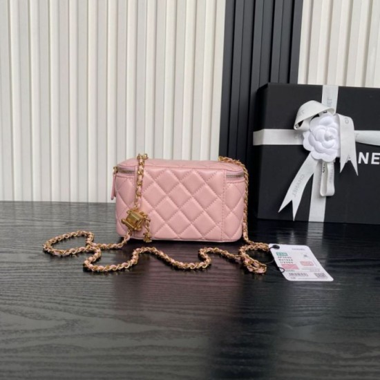 Replica di lusso Beauty case piccolo Chanel con tracolla a catena Ap3940 Rosa Imitazioni Cloni Beauty case piccolo Chanel con tracolla a catena Ap3940 Rosa firmate