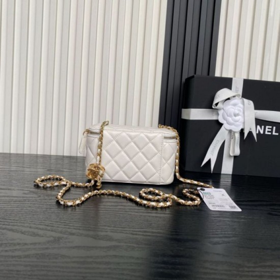 Replica di lusso Beauty case piccolo Chanel con tracolla a catena Ap3940 Bianco Imitazioni Cloni Beauty case piccolo Chanel con tracolla a catena Ap3940 Bianco firmate