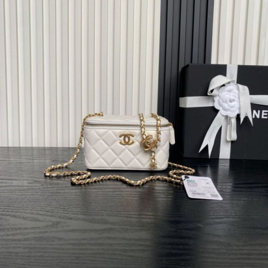 Replica di lusso Beauty case piccolo Chanel con tracolla a catena Ap3940 Bianco Imitazioni Cloni Beauty case piccolo Chanel con tracolla a catena Ap3940 Bianco firmate