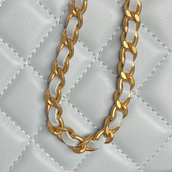 Replica di lusso Beauty case piccolo Chanel con tracolla a catena Ap3940 Blu Imitazioni Cloni Beauty case piccolo Chanel con tracolla a catena Ap3940 Blu firmate