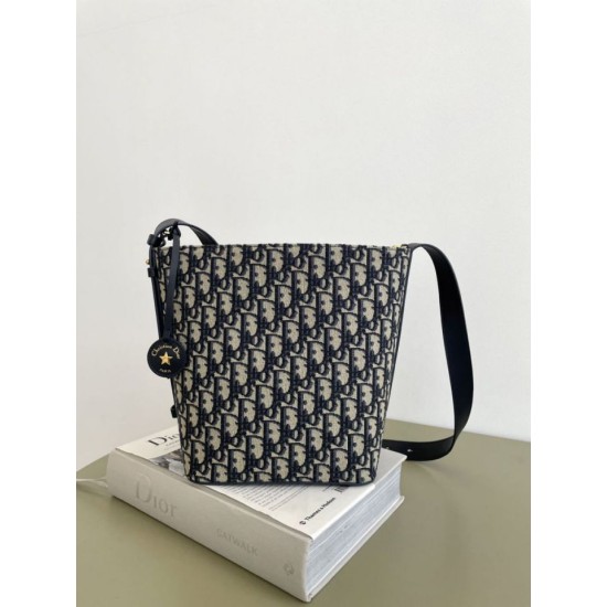 Replica di lusso Borsa a secchiello piccola Diorstar Dior jacquard obliquo blu Imitazioni Cloni Borsa a secchiello piccola Diorstar Dior jacquard obliquo blu firmate