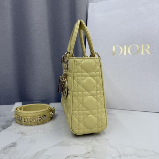 Replica di lusso Borsa Dior Lady Dior Piccolo Cannage Gialla Imitazioni Cloni Borsa Dior Lady Dior Piccolo Cannage Gialla firmate