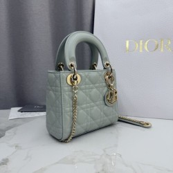 Borsa Dior Lady Dior Mini Cannage Verde Borsa Dior Lady Dior Mini Cannage Verde
