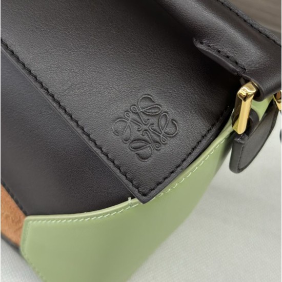 Replica di lusso Borse Piccola Loewe Puzzle Edge in pelle/camoscio multicolore Imitazioni Replica Borse Piccola Loewe Puzzle Edge in pelle/camoscio multicolore firmate
