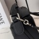 Replica di lusso Borsa Piccola Loewe Panta Puzzle nera Imitazioni Cloni Borsa Piccola Loewe Panta Puzzle nera firmate